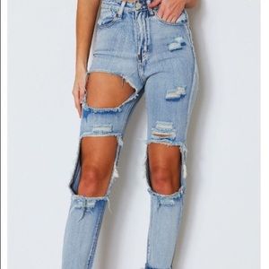 BRAND NEW White Fox Boutique Jeans!